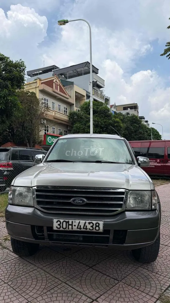 Ford Everest 2007 photo 4