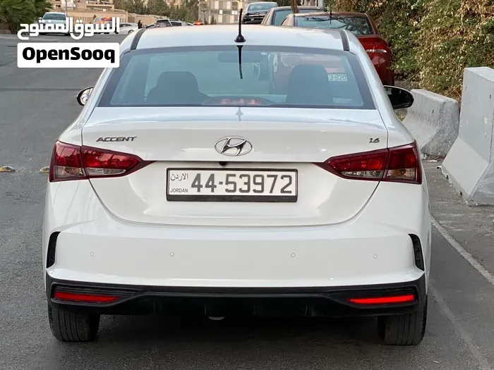 Hyundai Accent 2023 photo 2