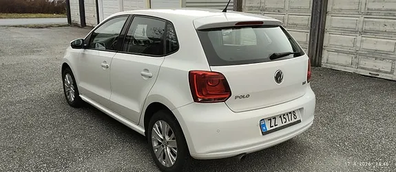 Volkswagen Polo 2013 photo 2