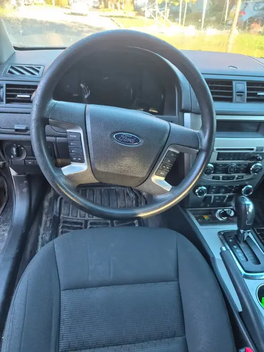 Ford Fusion 2010 photo 4