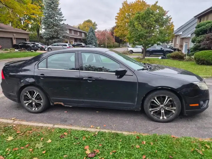 Ford Fusion 2010 photo 2
