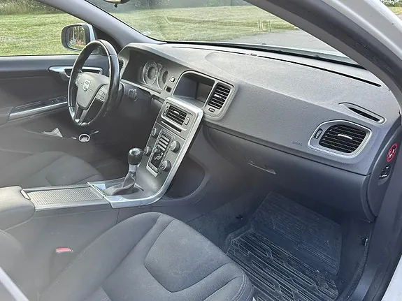 Volvo S60 2012 photo 5