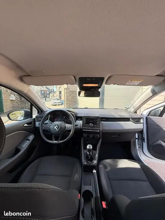 Renault Clio 2020 photo 3