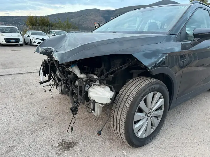 Seat Arona 2019 photo 2