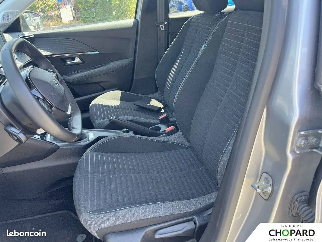 Peugeot 208 2023 photo 4
