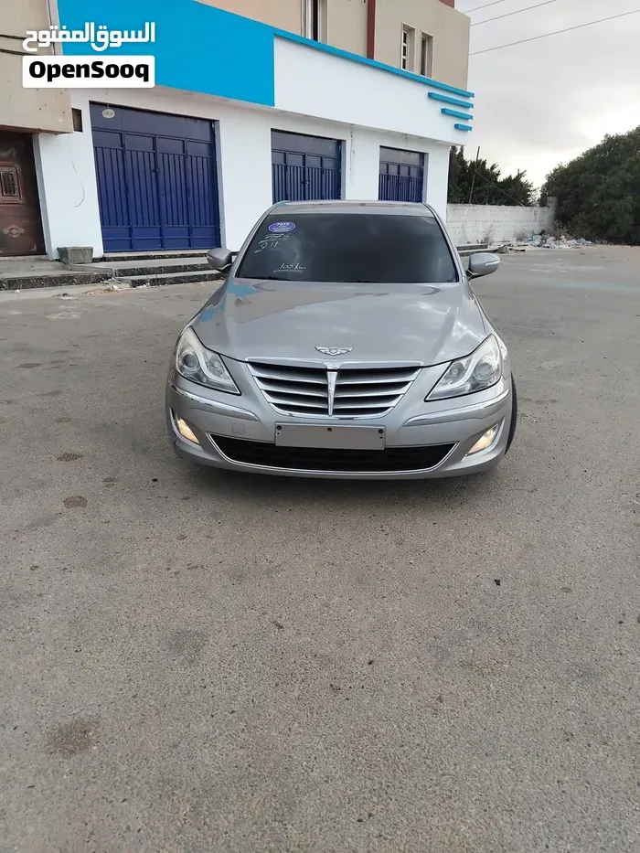 Genesis G70 2011 photo 4
