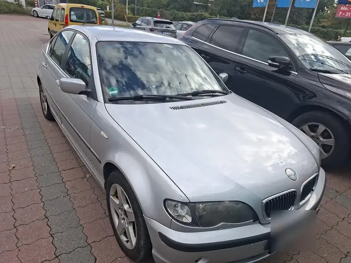 BMW 320I