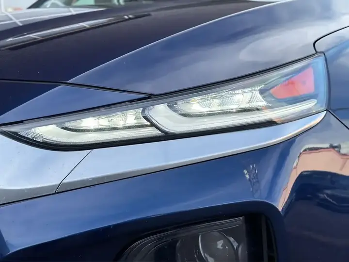 Hyundai Santa Fe 2019 photo 4