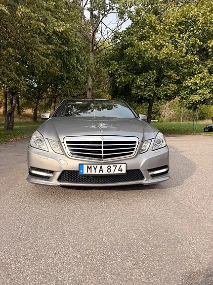Mercedes-Benz E220