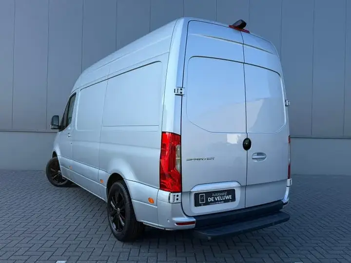Mercedes-Benz Sprinter 2022 photo 3