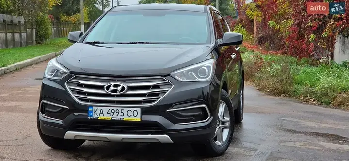 Hyundai Santa Fe 2017 photo 2