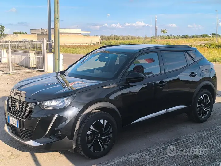 Peugeot 2008 2022 photo 3