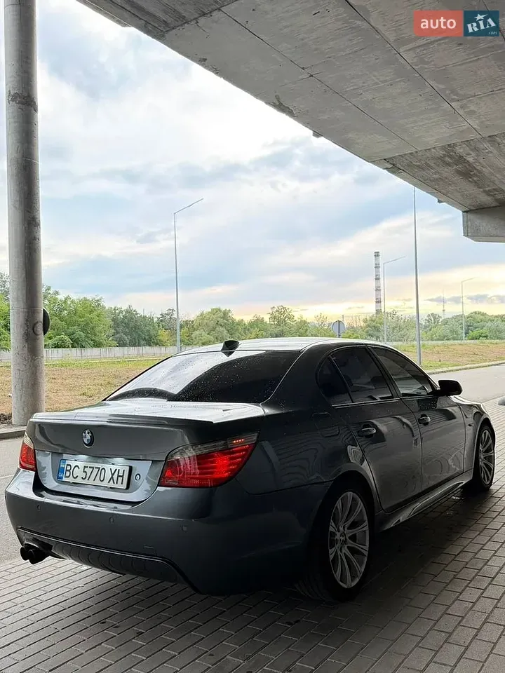 BMW 5 Series 2004 photo 5
