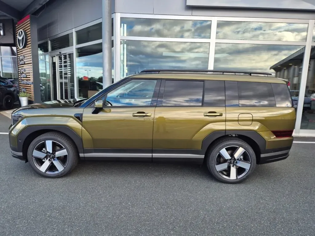 Hyundai Santa Fe 2026 photo 2