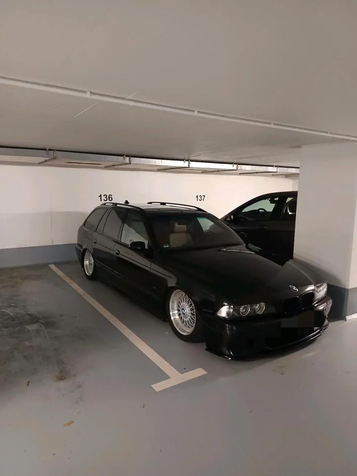 BMW E38