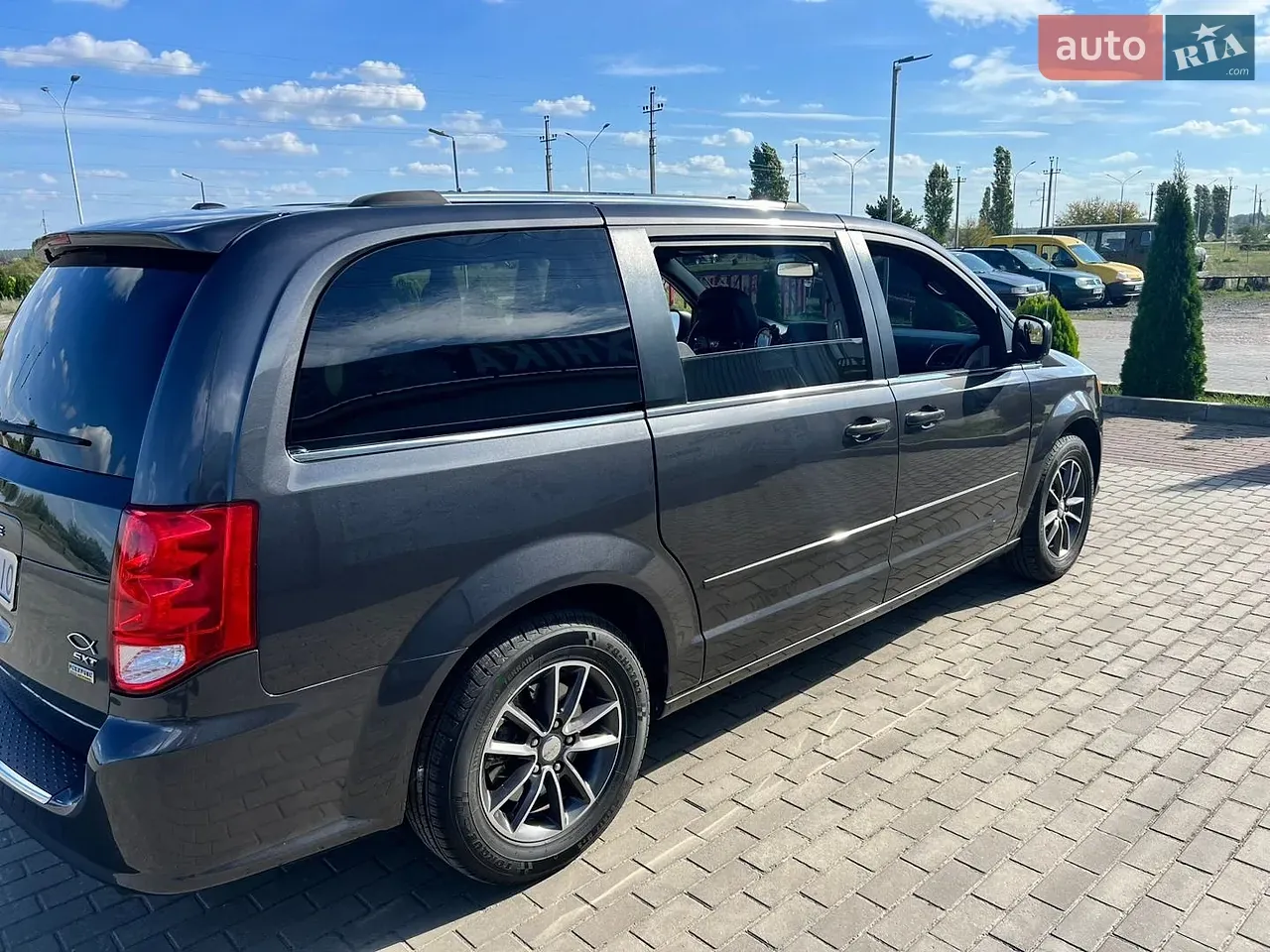 Dodge Grand Caravan 2017 photo 5