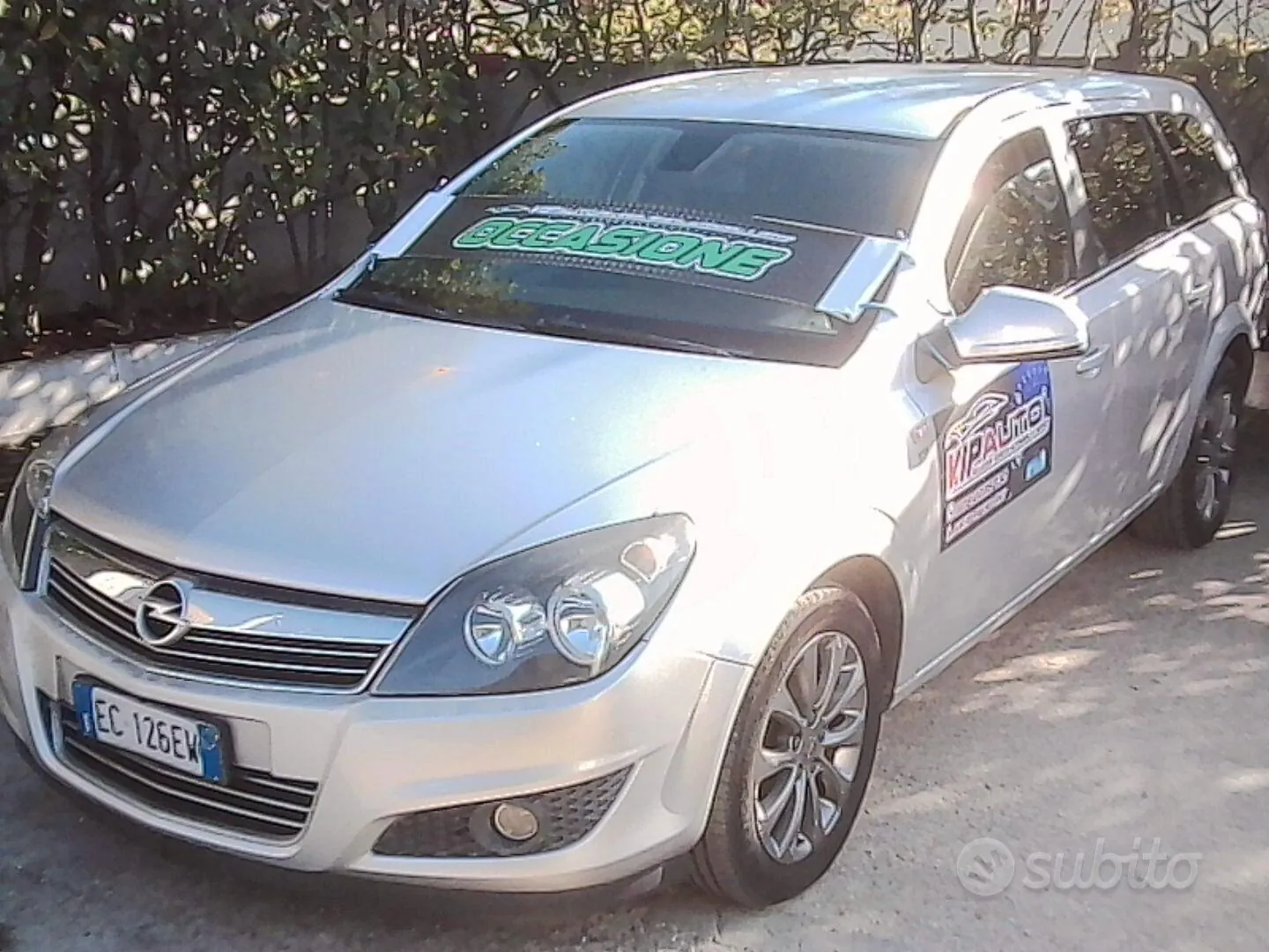 Opel Astra 2010 photo 3
