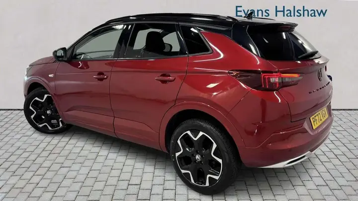 Vauxhall Grandland 2023 photo 3