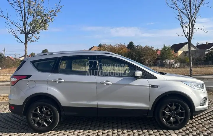 Ford Kuga 2019 photo 2