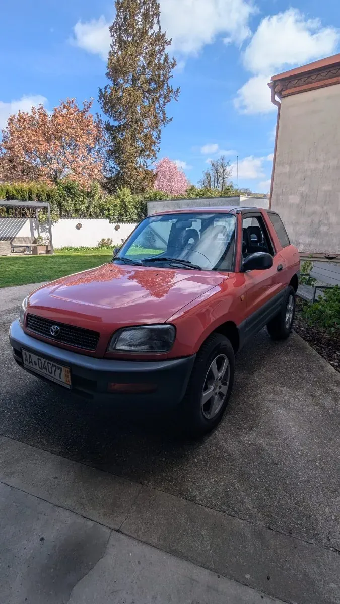 Toyota Rav4 1997 photo 2