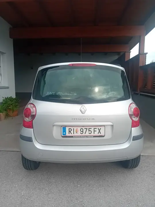 Renault Modus 2007 photo 2