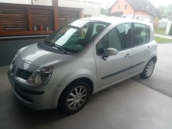 Renault Modus 2007 photo 3