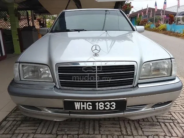Mercedes-Benz W123