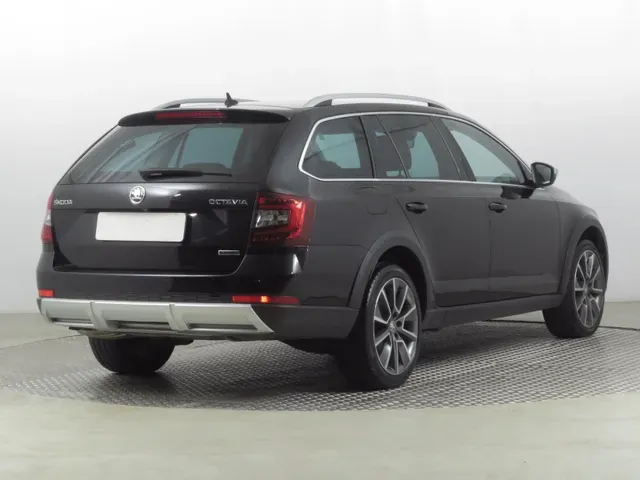 Skoda Octavia 2018 photo 4