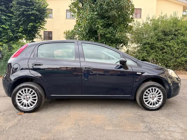 Fiat Punto 2017 photo 3