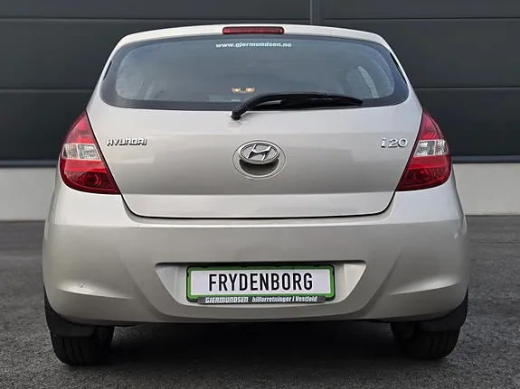 Hyundai I20 2010 photo 4