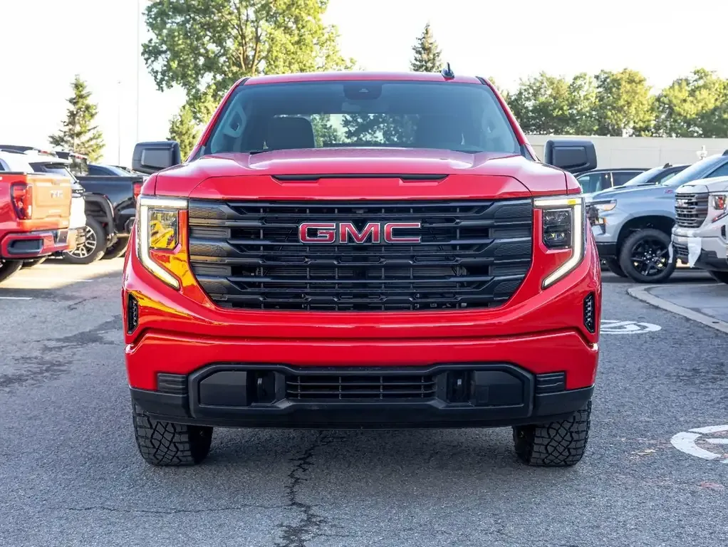 GMC Sierra 1500 2026 photo 2