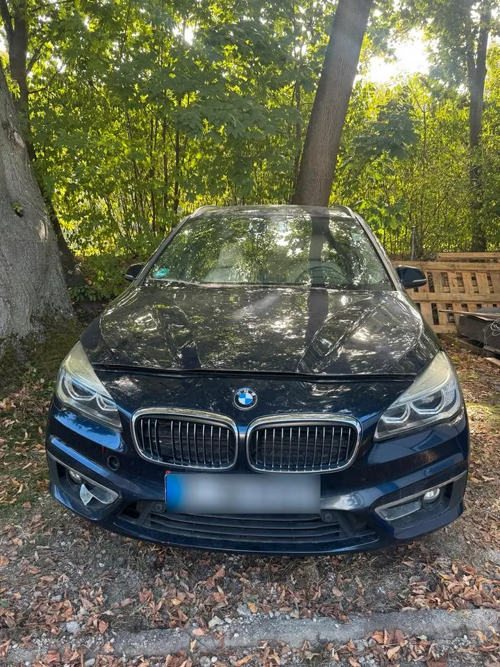 BMW 220