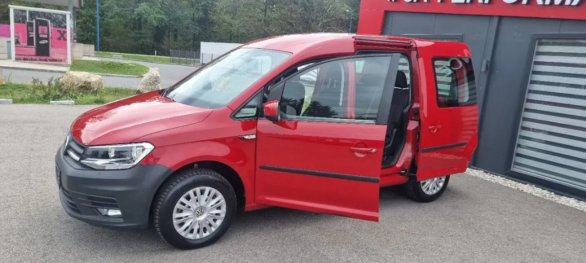 Volkswagen Caddy 2019 photo 2