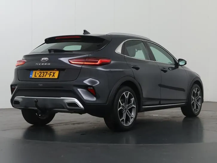 Kia Xceed 2021 photo 2