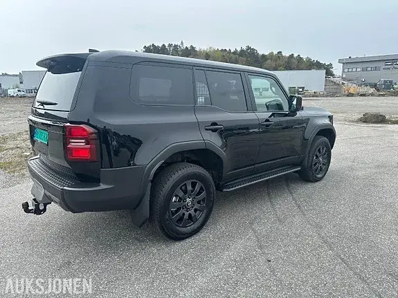 Toyota Land Cruiser 2026 photo 5