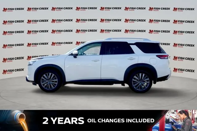Nissan Pathfinder 2023 photo 2
