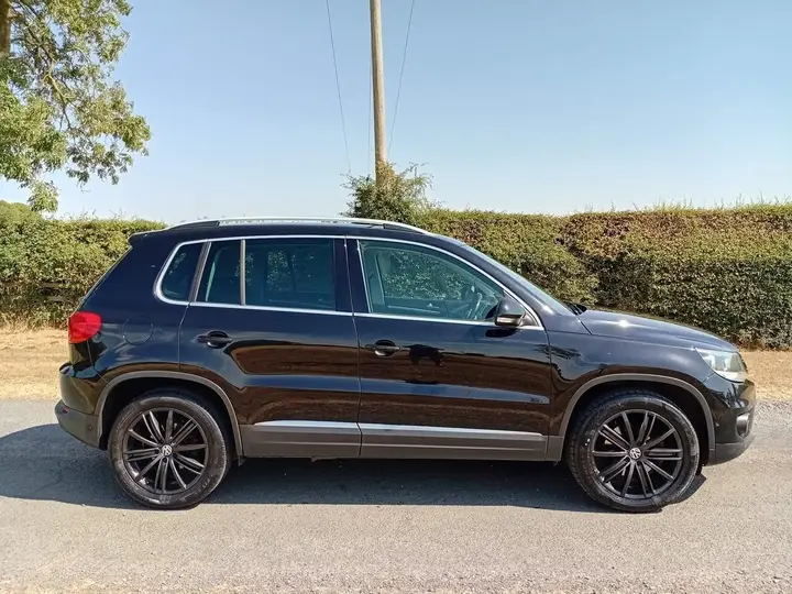 Volkswagen Tiguan 2015 photo 2