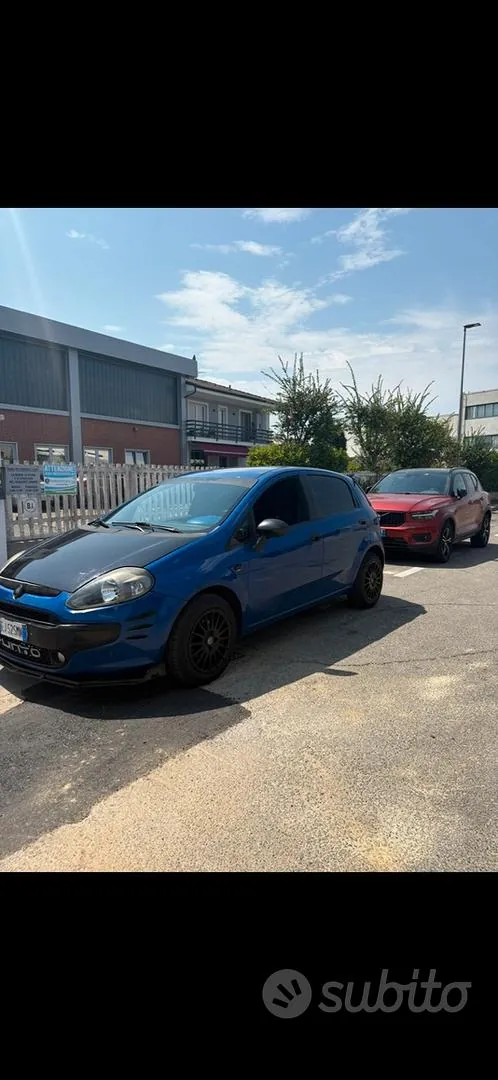 Fiat Punto Evo 2011 photo 4