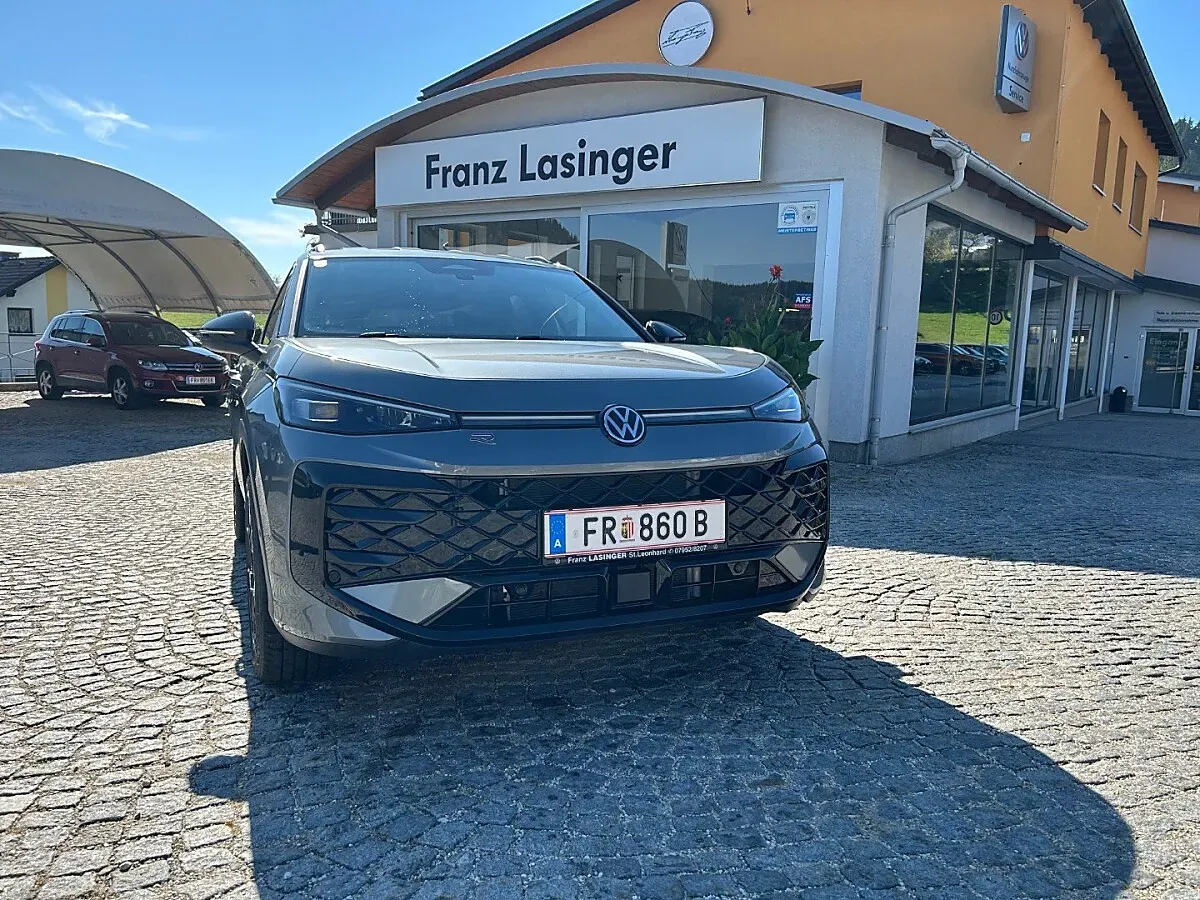 Volkswagen T-Roc 2026 photo 2