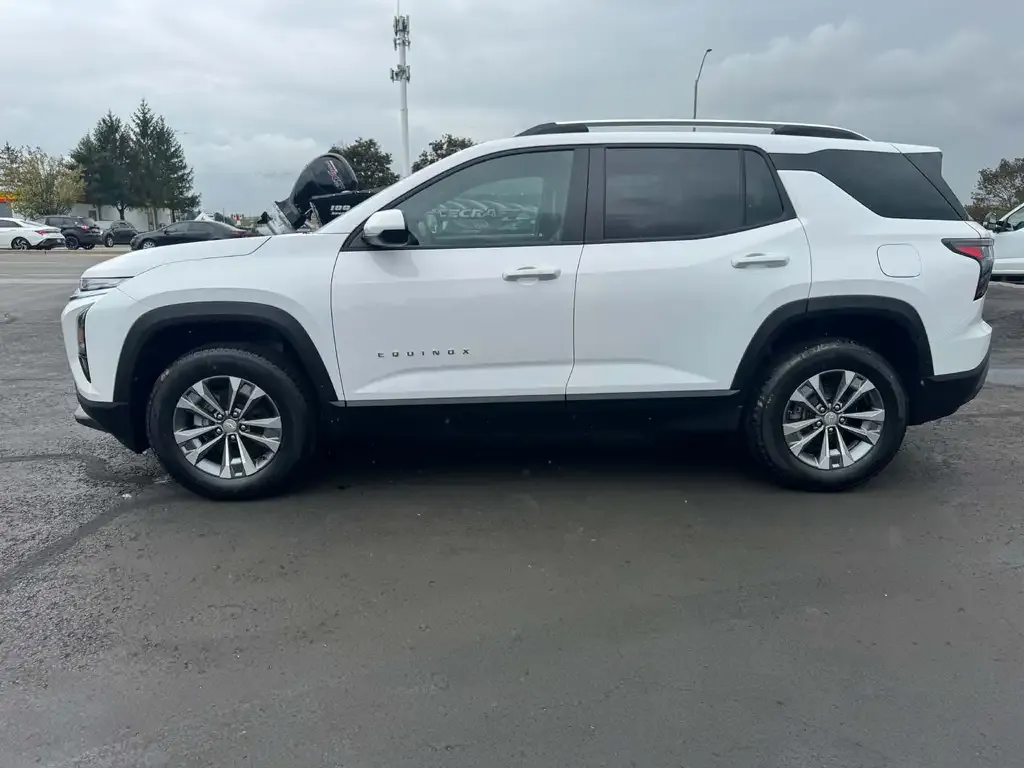 Chevrolet Equinox 2025 photo 2