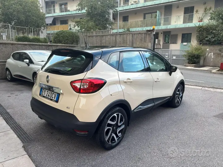 Renault Captur 2015 photo 2