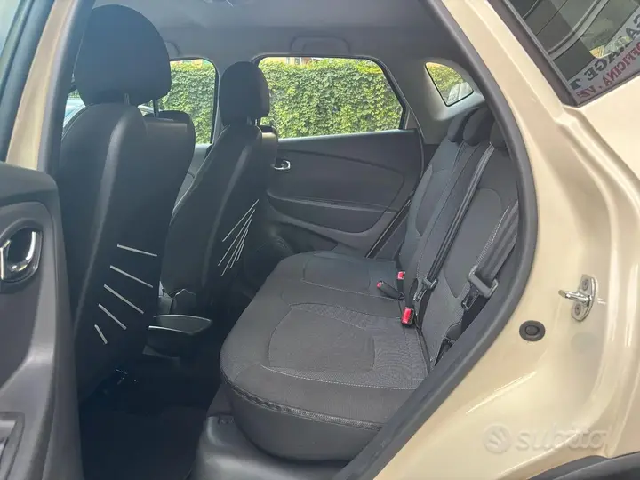 Renault Captur 2015 photo 5