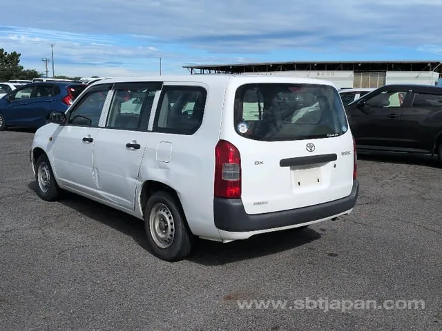 Toyota Probox 2012 photo 3