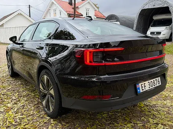 Polestar 2 2023 photo 4