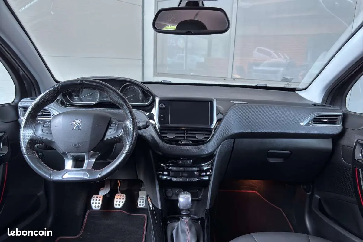 Peugeot 2008 2017 photo 3