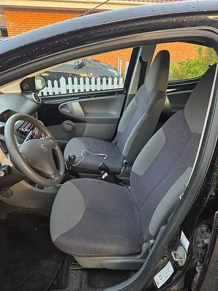 Peugeot 107 2008 photo 5