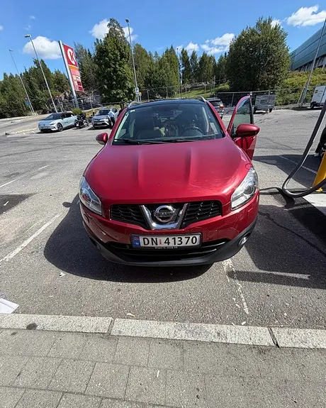 Nissan Qashqai 2010 photo 2