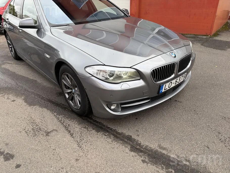 BMW 530D 2010 photo 2