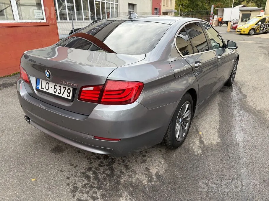 BMW 530D 2010 photo 3