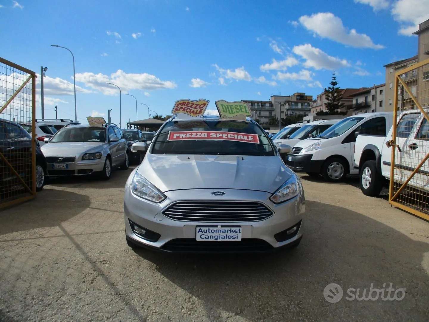 Ford Focus 2015 photo 2